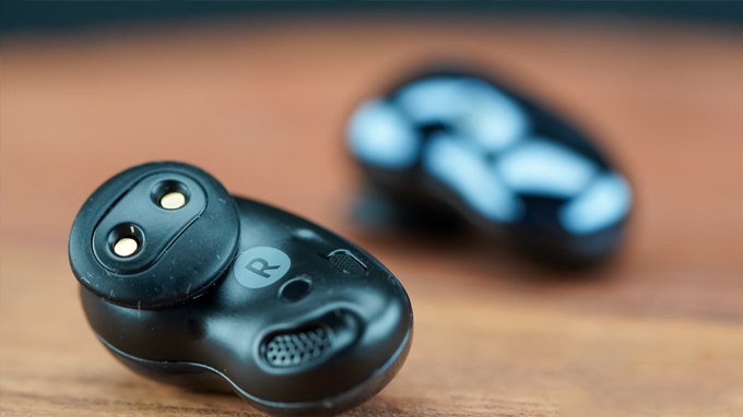 So sánh Galaxy Buds Pro và Galaxy Buds Live