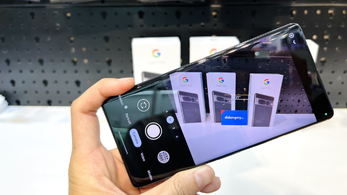 Google Pixel 7 Pro với camera thông minh, tiện lợi