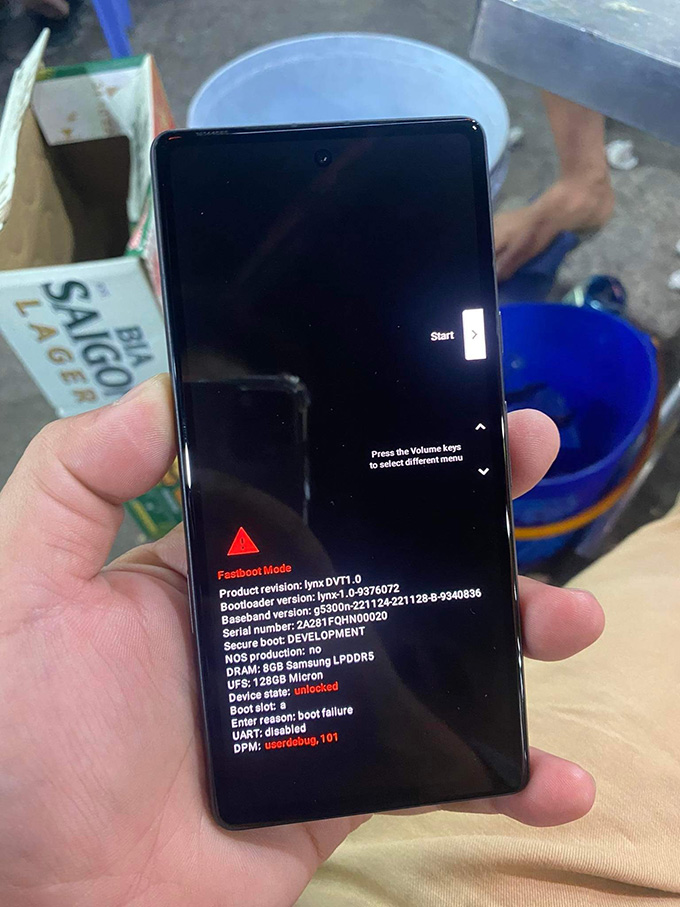 Pixel 7a sở hữu dung lượng RAM 8GB và dung lượng bộ nhớ trong 128GB