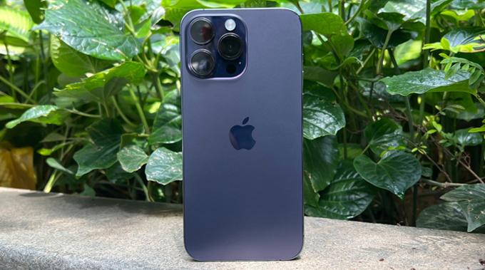 Năm 2024 hợp tuổi nào? và nên mua iPhone 14 Pro màu tím