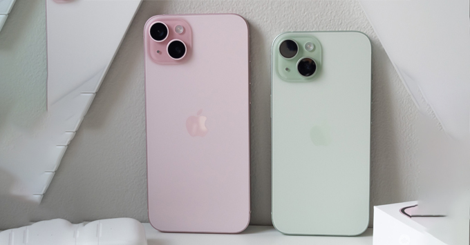 Năm 2024 hợp tuổi nào? Nên mua iPhone màu nào công việc thuận lợi