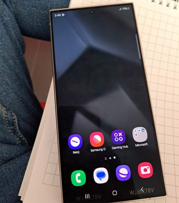 Trên tay Galaxy S24 Ultra