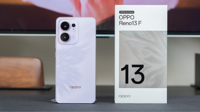 Chênh lệch giá giữa OPPO Reno13 F phiên bản 4G và 5G
