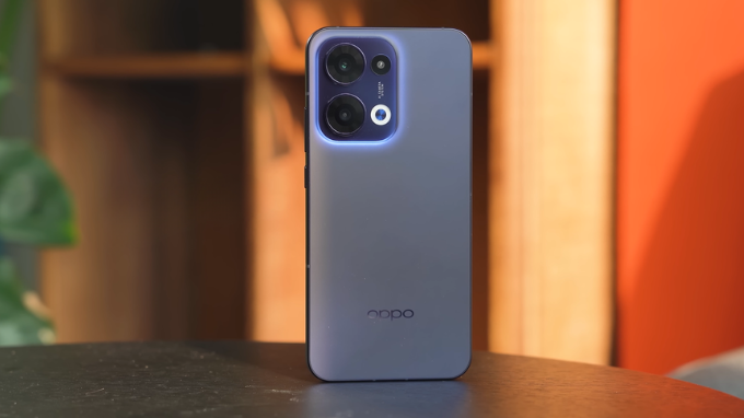 Địa chỉ mua OPPO Reno13 Chính hãng uy tín