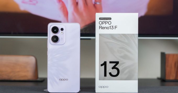 pin Oppo Reno 13F và Samsung Galaxt S24 FE