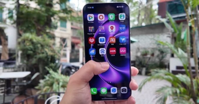 Màn hình Xiaomi 17 Ultra và OPPO Find X9 Pro hiển thị có sắc nét và mượt mà không?