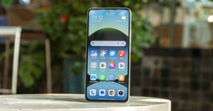 Màn hình Xiaomi Redmi Note 15 5G tấm nền AMOLED 6.77 inch hiển thị sắc nét ngoài trời nắng