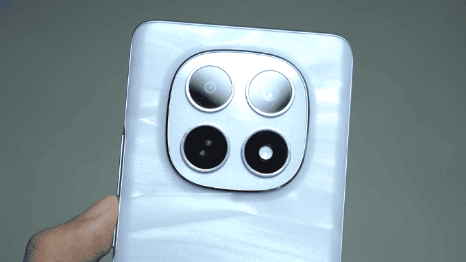 Camera Redmi Note 15 mang khả năng chụp ổn định chuyên nghiệp