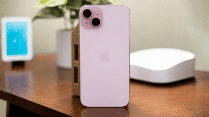 iPhone 15 Plus nhẹ nhất phân khúc với thiết kế tối giản đẳng cấp Apple