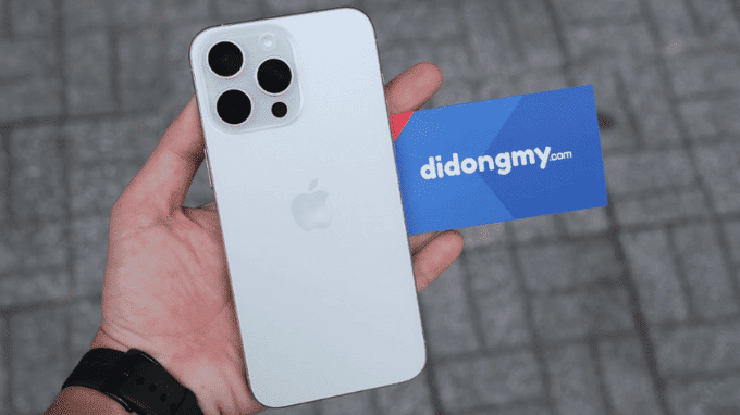 iPhone 15 Pro Max cũ với khung Titanium bền bỉ vượt thời gian