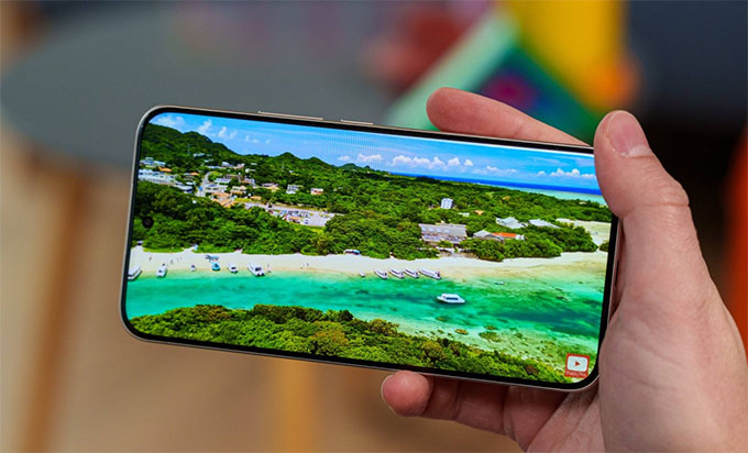 Màn hình 6,8 inch của Redmi Note 15 Pro+ 5G thuộc loại lớn