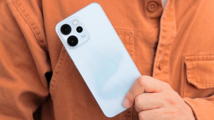 OPPO Reno15 F được trang bị chip Qualcomm Snapdragon 6 Gen 1 