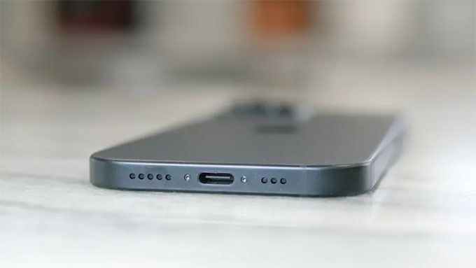 Pin 3,349mAh của iPhone 15 thoạt nhìn có vẻ khiêm tốn