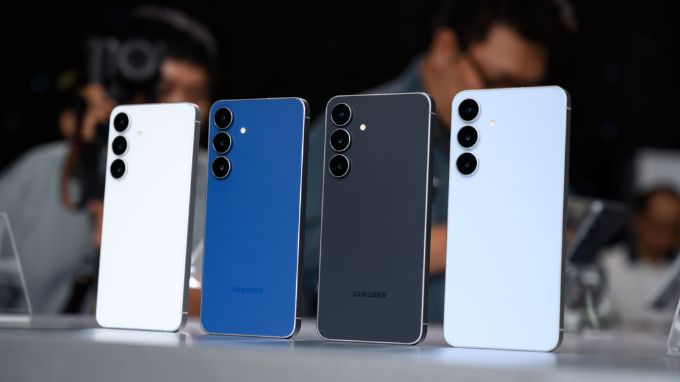 camera của Google Pixel 10a và Samsung Galaxy S25 FE