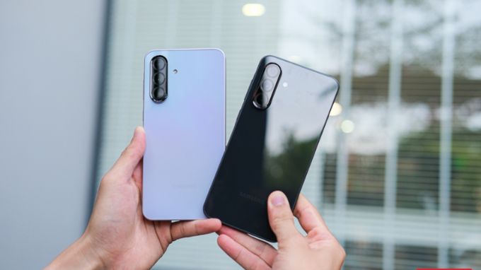 ngoại hình của POCO M8 Pro và Samsung Galaxy A36