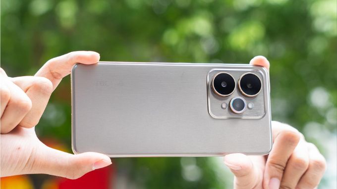 Hiệu năng của HONOR X9d 5G và Realme 15 5G