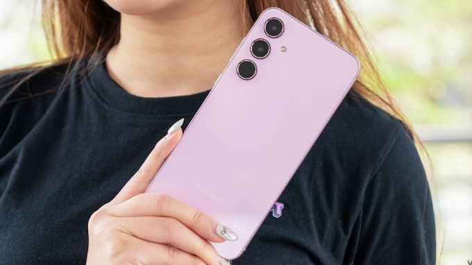 Hiệu năng của Redmi Note 15 5G và Samsung Galaxy A55