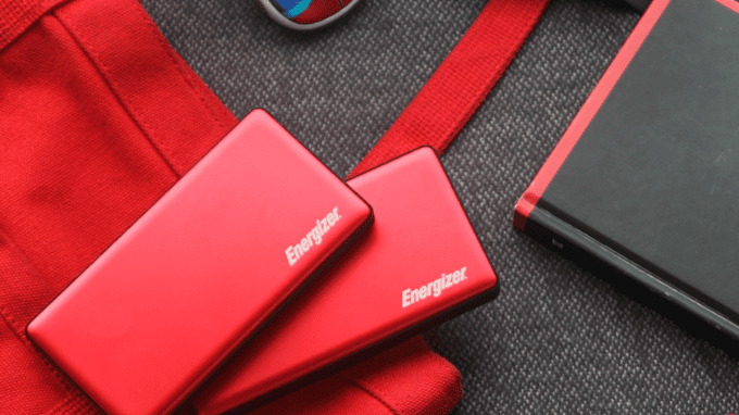 Sạc dự phòng sẽ là vị cứu tinh cho ngày Tết của bạn