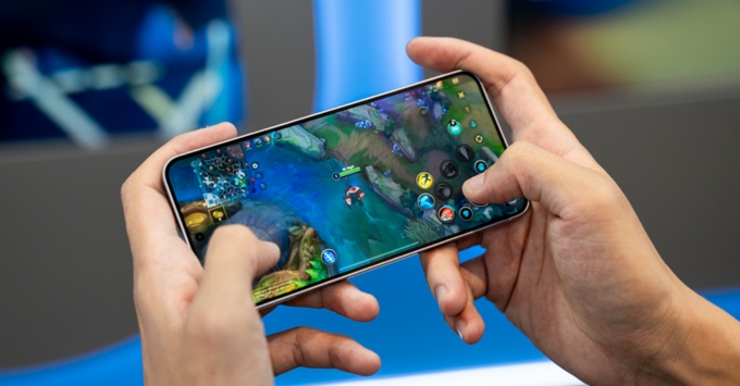 Đánh giá Camera OPPO Reno15 và Samsung Galaxy S25 chụp ảnh và quay video có sắc nét?