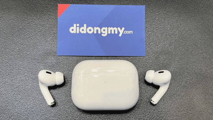 Tai nghe Bluetooth thời thượng, nhẹ nhàng, hiện đại.