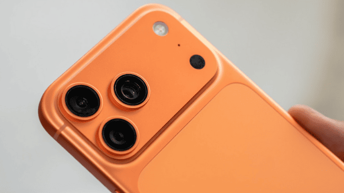 Thiết kế nhỏ gọn của iPhone 17 Pro nhưng vẫn chứa đựng cụm camera flagship