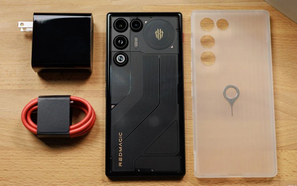 Đánh giá RedMagic 11 Air: Smartphone Gaming mỏng, nhẹ với giá 499 USD