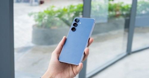 Google Pixel 10a và Samsung Galaxy S25 FE: Lựa chọn nào tốt hơn trong năm 2026?