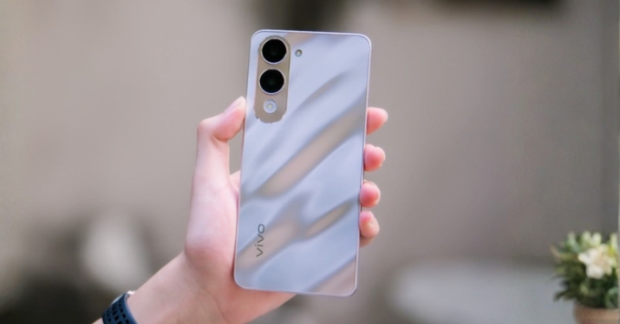 Vivo Y04 là Top điện thoại Vivo tốt thất 2025