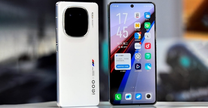 Vivo iQOO 12 5G là Top điện thoại Vivo tốt thất 2025