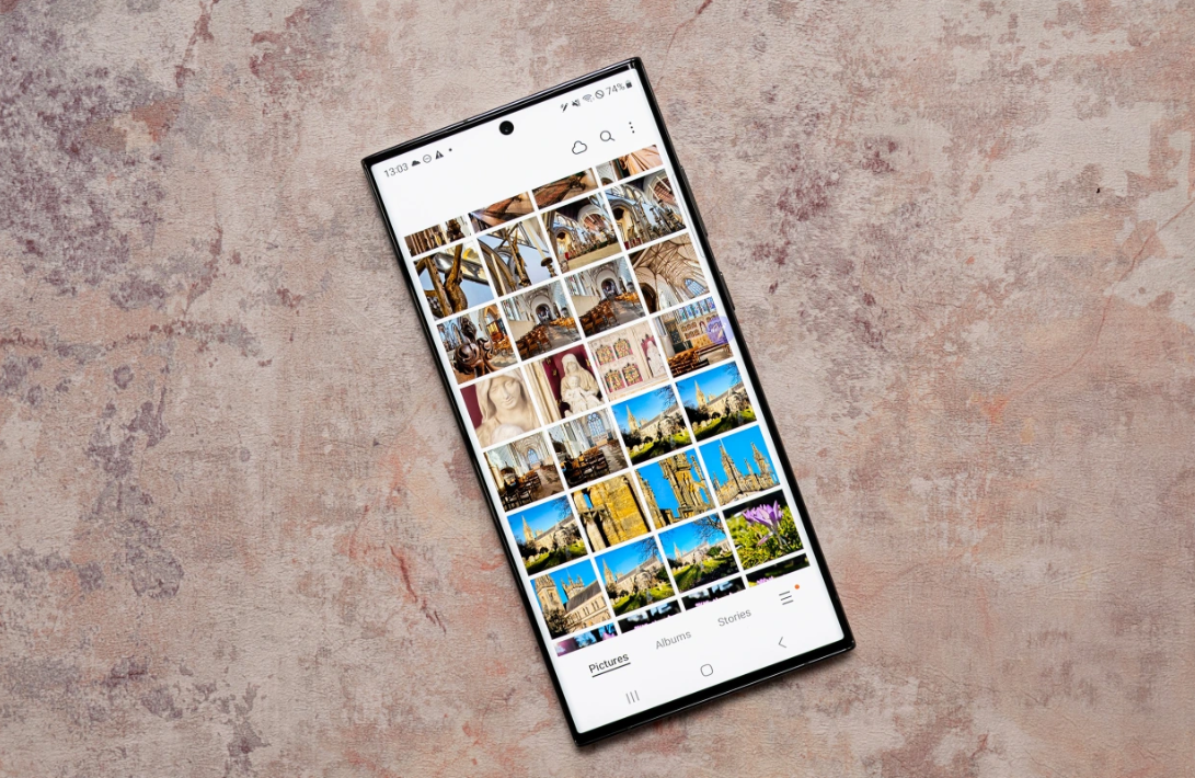 Dù có camera xịn, nhưng việc lưu trữ video 8K trên Galaxy S23 Ultra lại khá hạn chế.