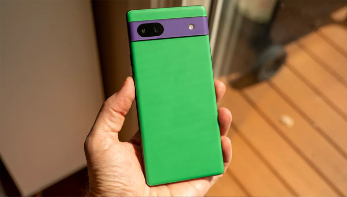 Galaxy S23 so với Pixel 6a chọn mua máy nào