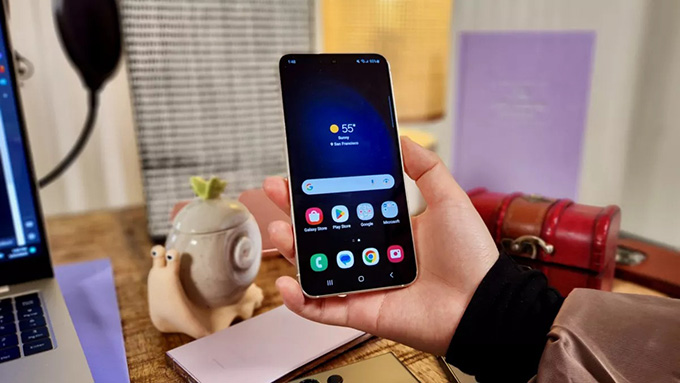 Chỉ 200mAh gia tăng thêm nhưng với sự tối ưu phần mềm và vi xử lý được thiết kế riêng hứa hẹn sẽ đem tới trải nghiệm lâu hơn đáng kể