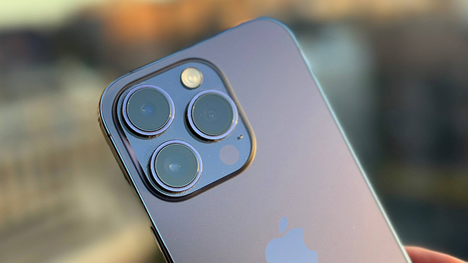 iPhone 14 Pro Max sở hữu cảm biến lớn với công nghệ Photonic Engine giúp máy có thể ghi nhận và tái tạo sinh động những màu sắc