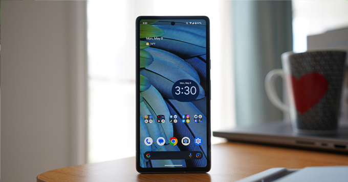 So sánh Google Pixel 7A và Samsung Galaxy A55 về chế độ sạc