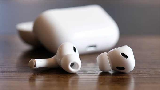 Quên Vision Pro đi - Apple đang phát triển AirPods với máy ảnh và kính thông minh