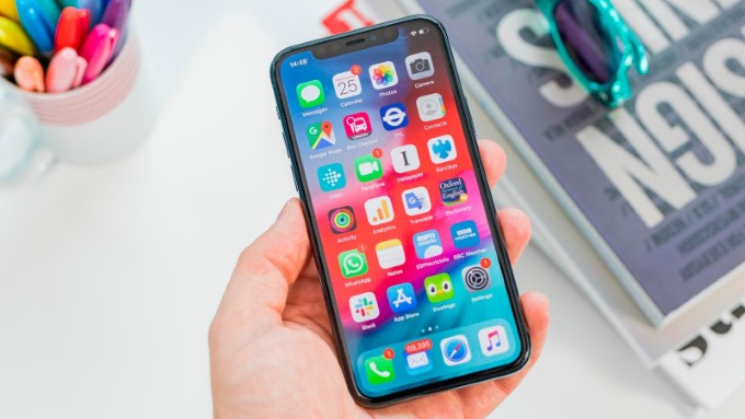 Tết đến xuân về, mua iPhone cũ nên ghi nhớ kỹ những điều này nếu không muốn tiền mất tật mang