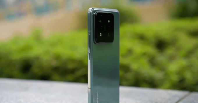 Samsung Galaxy S25 Plus và Xiaomi 14 Pro video