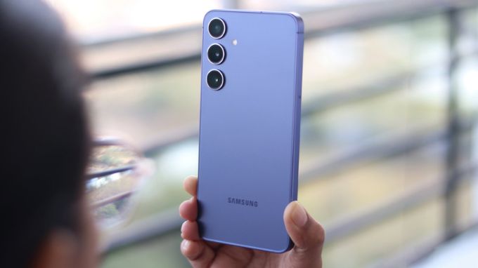 Galaxy S25 hay Oppo Find X8 phần mềm