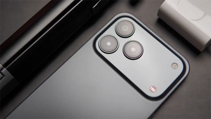 Hệ thống camera của V80 Design bao gồm cảm biến chính 50MP f/1.8