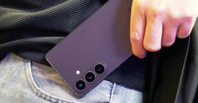 Nâng cấp lên Samsung S26 Plus nếu bạn muốn trải nghiệm hiệu năng đỉnh cao từ chip Exynos 2600 và các tính năng AI thế hệ mới nhất