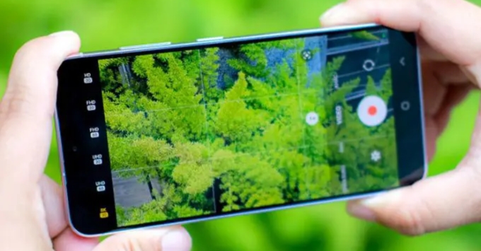 Camera Samsung S25 Plus chụp ảnh sắc nét trong điều kiện thiếu sáng