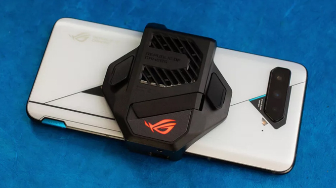 Asus ROG Phone 5 được cung cấp sức mạnh từ chip xử lý Snapdragon 888G