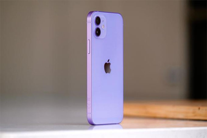 iPhone 12 chiếm 2,9%