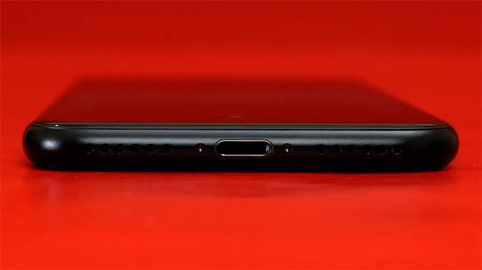 Thời lượng pin iPhone SE 2022 5G 256GB cải thiện
