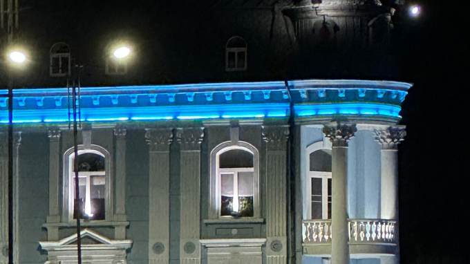 Ảnh 10x cảnh đêm trên iPhone 14 Pro Max cực hấp dẫn