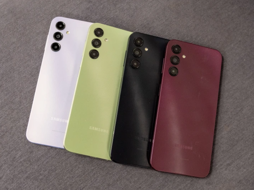 Màn hình lớn, đẹp mắt, khiến Galaxy A14 là chiếc điện thoại lý tưởng với những ai thích xem phim, duyệt web, chơi game.