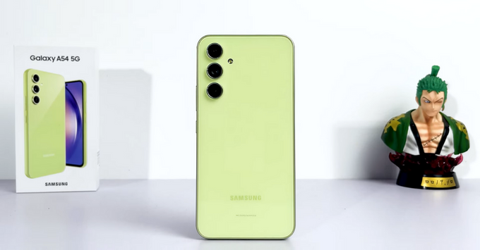 Nên mua Galaxy A54 5G 128GB hay 256GB: Dung lượng ảnh hưởng gì đến trải nghiệm người dùng?