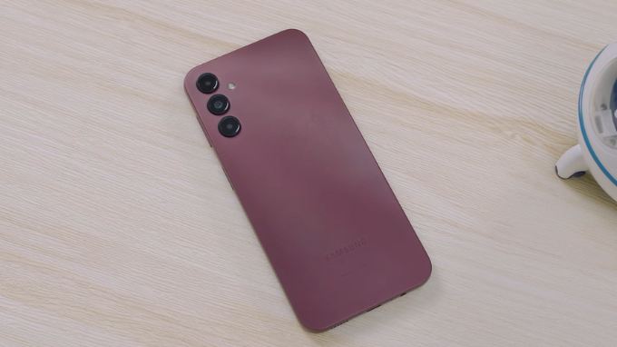 Samsung Galaxy A14 thanh lịch, sang trọng