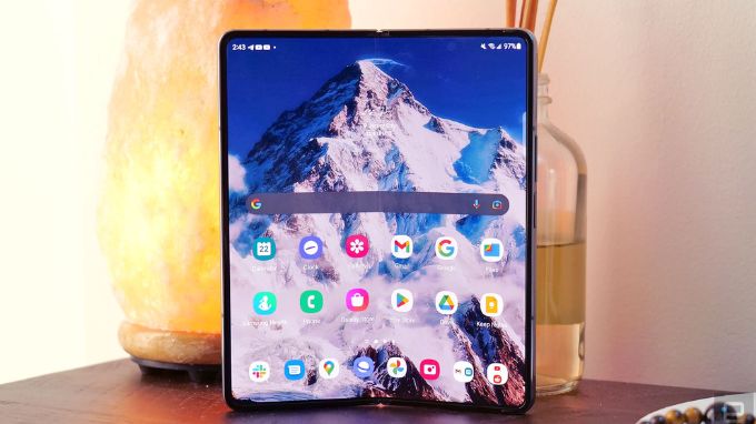 smartphone màn hình lớn Samsung Galaxy Z Fold 4
