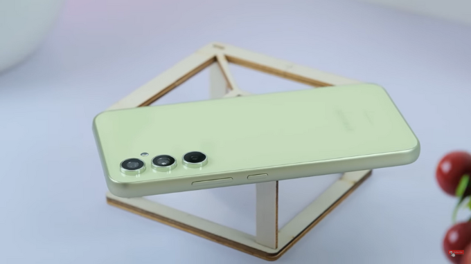 Thiết kế cao cấp của Galaxy A54 5G